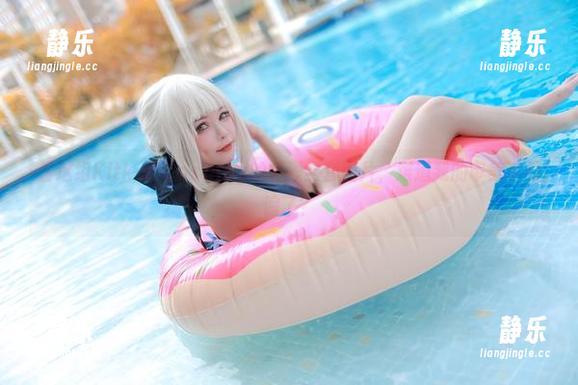 看这组Kitkat Cosplay的阿狸全套图片，难道我的审美被拉偏了？
